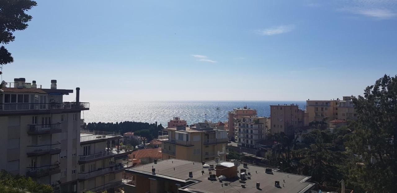 Casa Fiorenza Parcheggio Privato سانريمو المظهر الخارجي الصورة