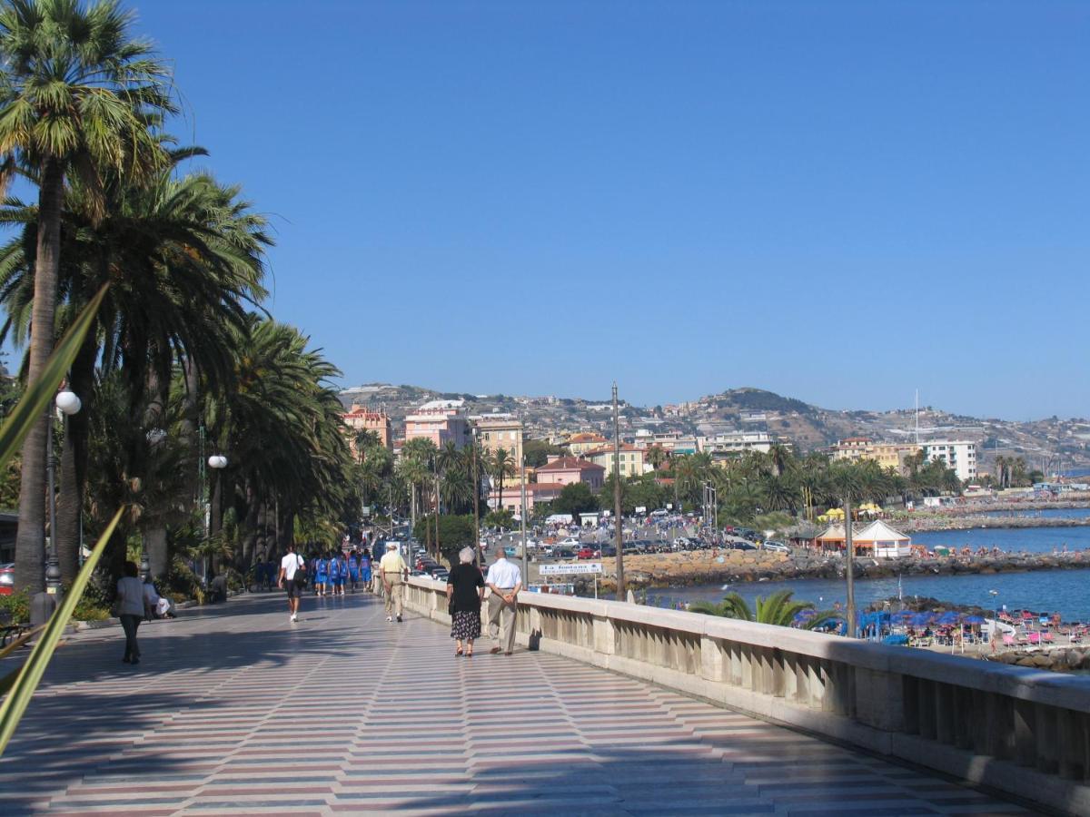 Casa Fiorenza Parcheggio Privato سانريمو المظهر الخارجي الصورة
