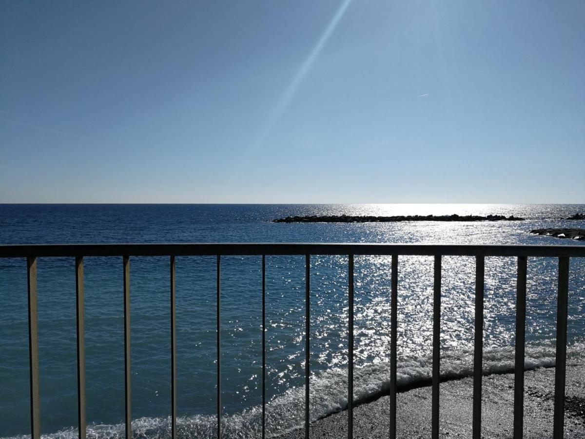 Casa Fiorenza Parcheggio Privato سانريمو المظهر الخارجي الصورة