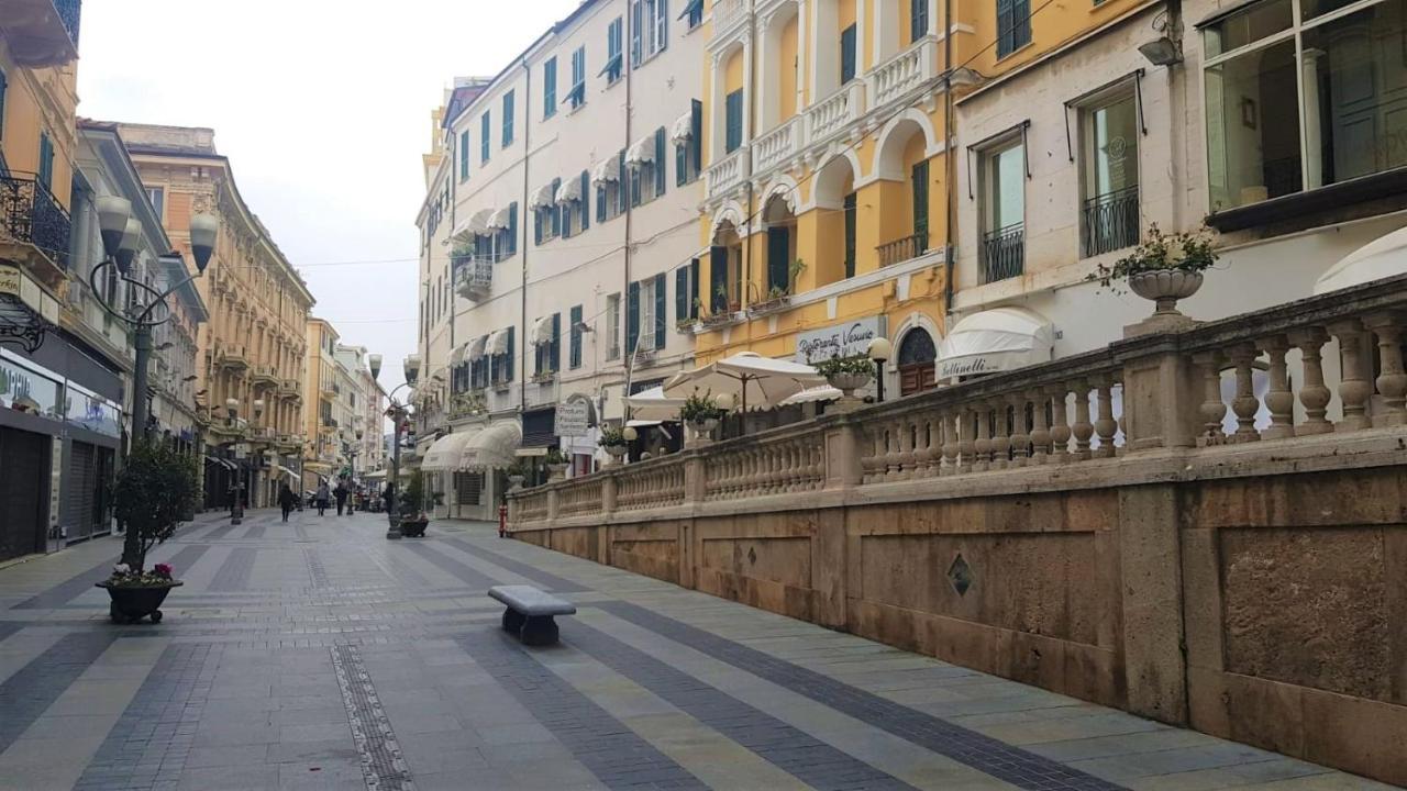 Casa Fiorenza Parcheggio Privato سانريمو المظهر الخارجي الصورة
