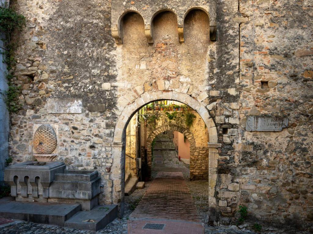 Casa Fiorenza Parcheggio Privato سانريمو المظهر الخارجي الصورة