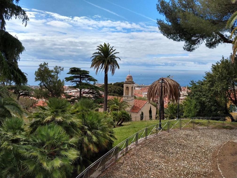 Casa Fiorenza Parcheggio Privato سانريمو المظهر الخارجي الصورة